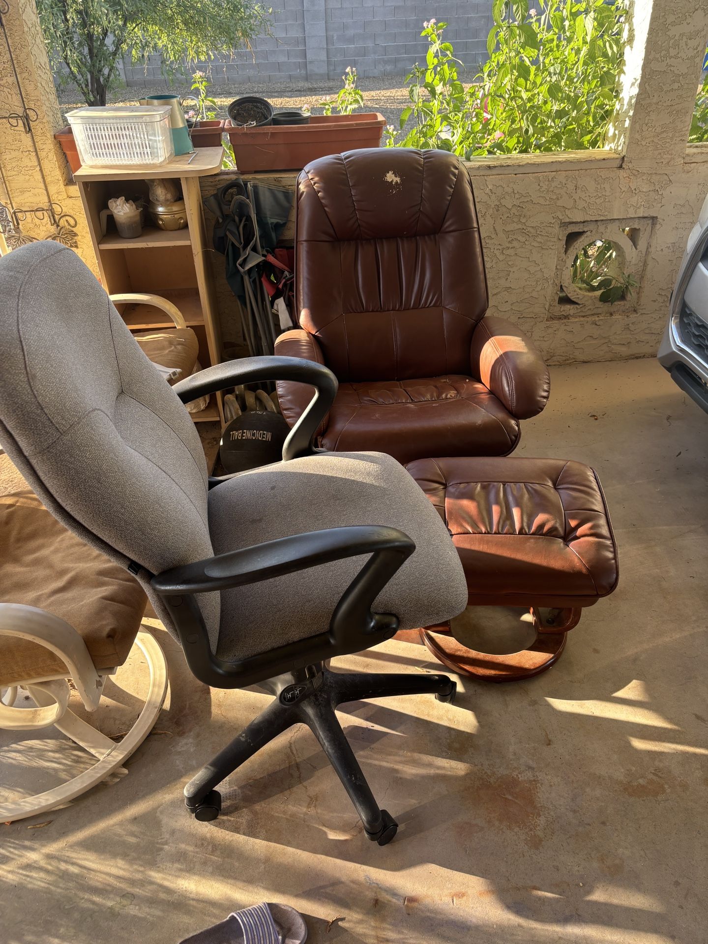 Free Chairs