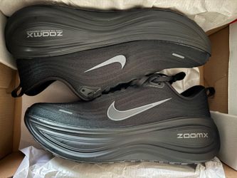 Nike Vomero Plus