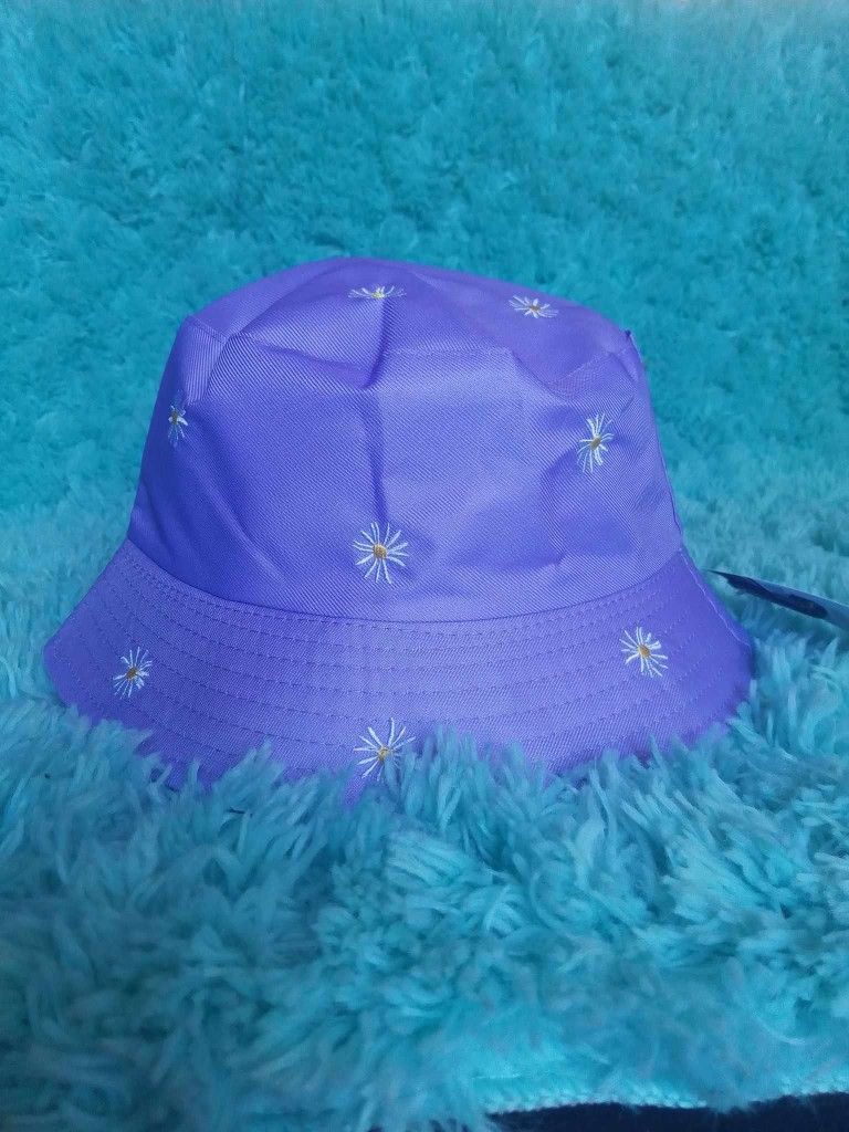 New Bucket Hat 