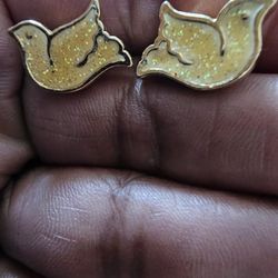Vintage Dove Earrings 