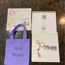 Displayable Pop Up Mother’s Day card, Mini bag And Pink MOM Key chain