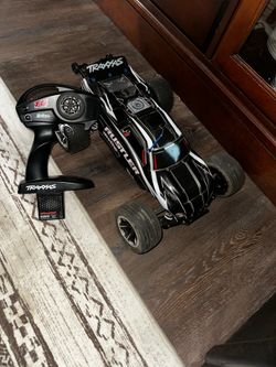 Traxxas rustler