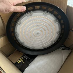 Q QINGCHEN Warm White 3000K 2700K LED High Bay Light
