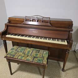 Hallet Davis Upright Piano with Bench