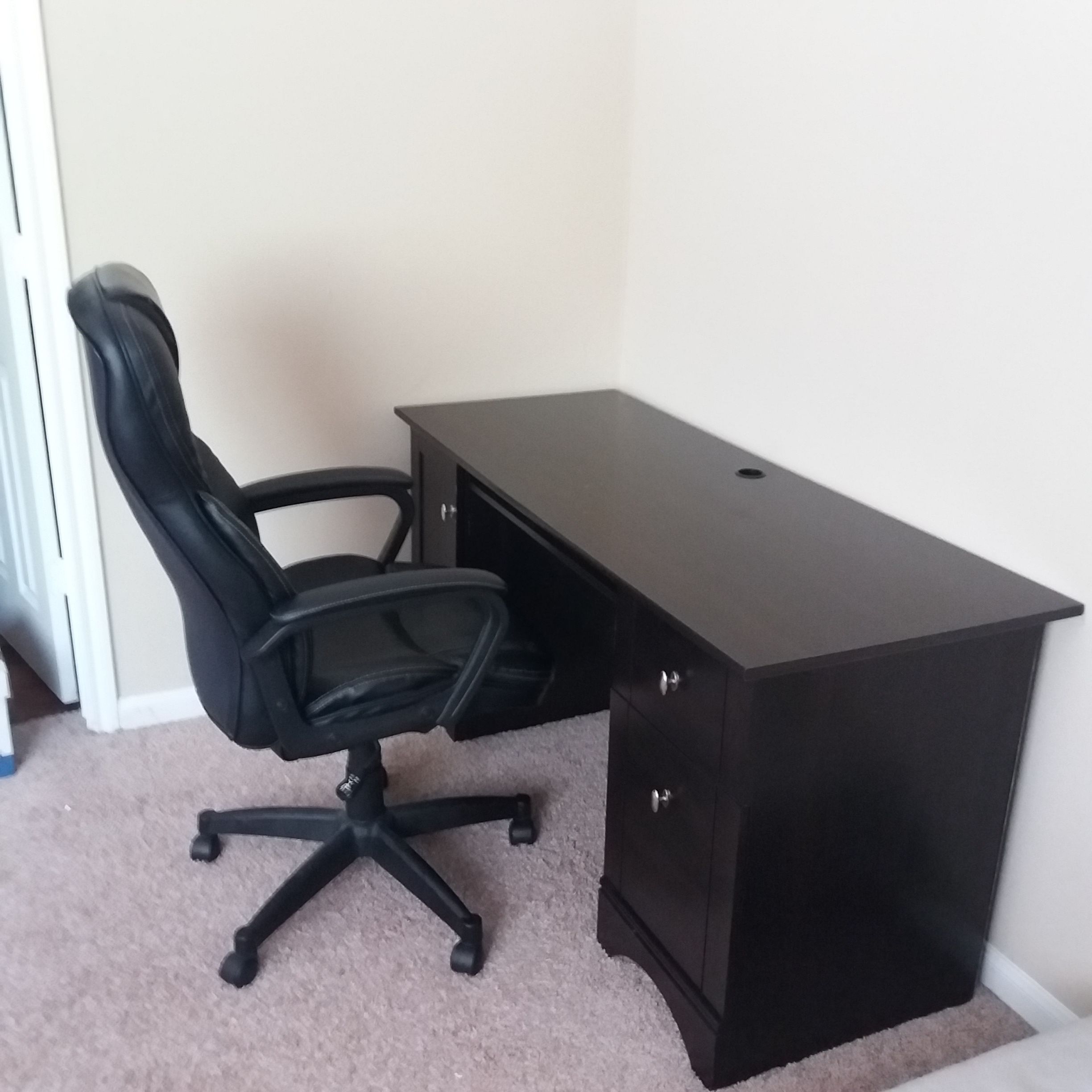 Office Depot Computer Desk for Sale in Houston, TX OfferUp