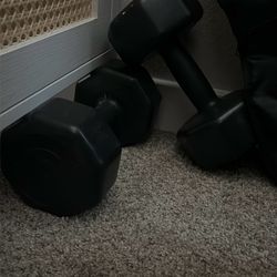 8lbs Weights 8$ for both