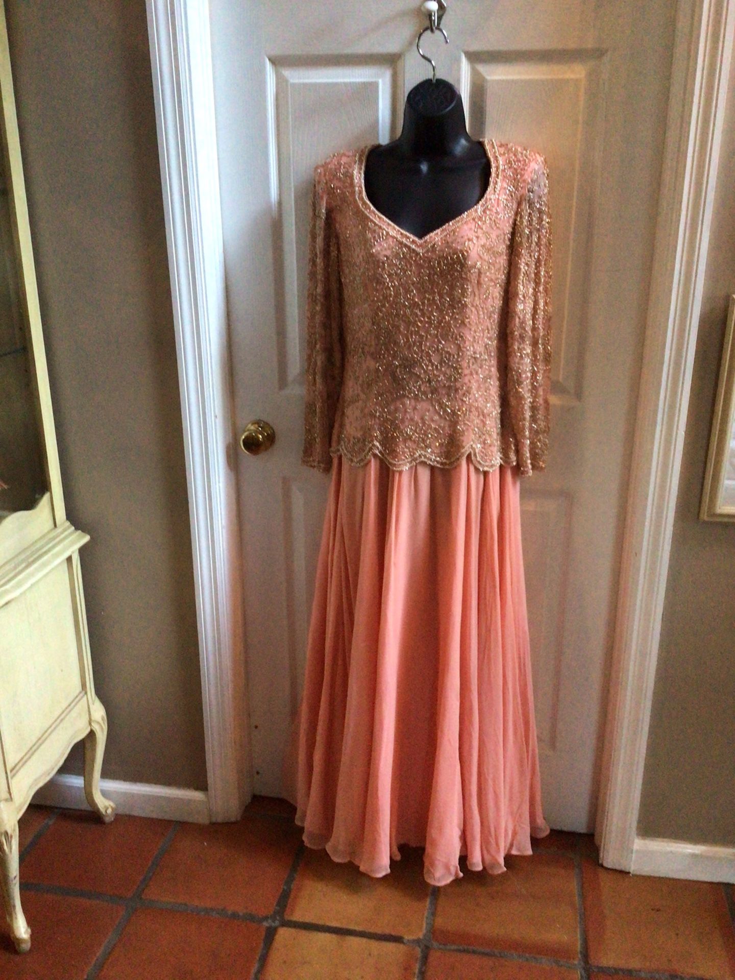 Black Tie Oleg Cassini Formal Beaded Gown Size 6