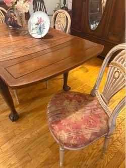 Vintage Solid Oak Dining Table with 4 Upholstered Chairs