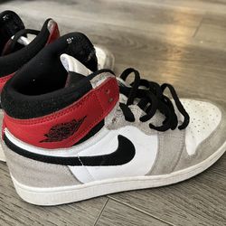 Jordan 1 Smoke Grey/Red Youth 5Y excellent