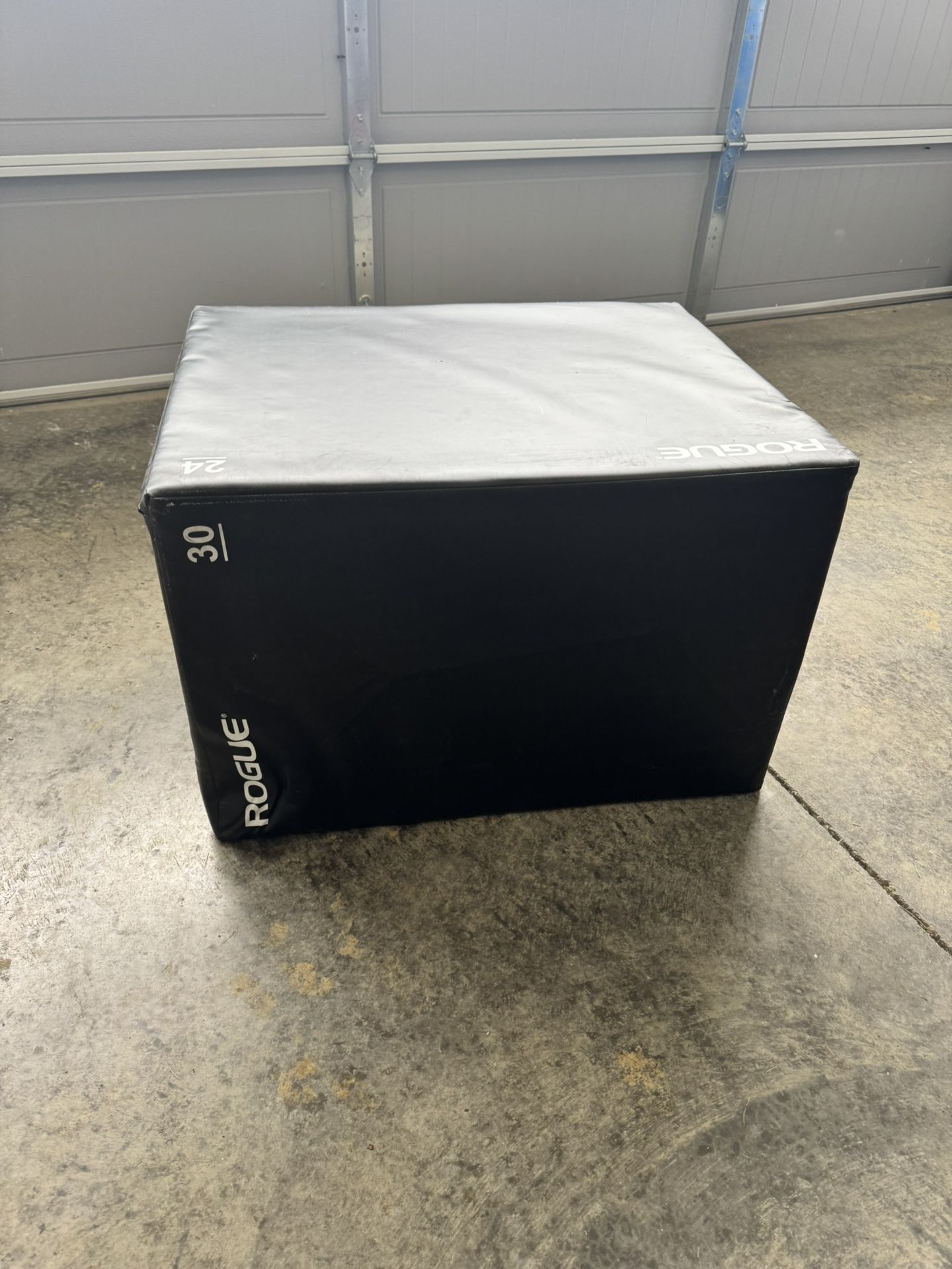 Rogue Echo Foam Games Box