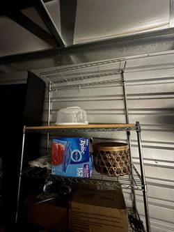 2 kitchen racks