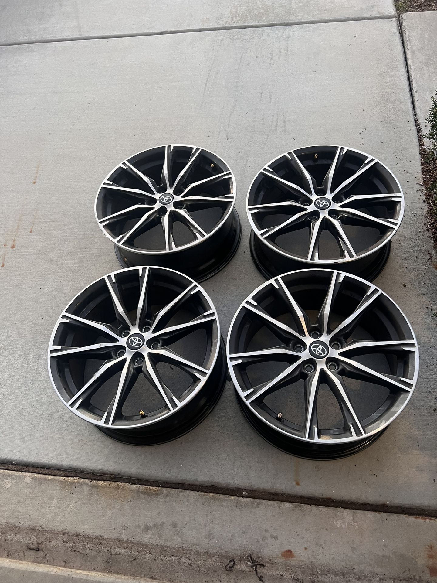 Toyota 86 2017 OEM Rims for Sale in Perris, CA - OfferUp