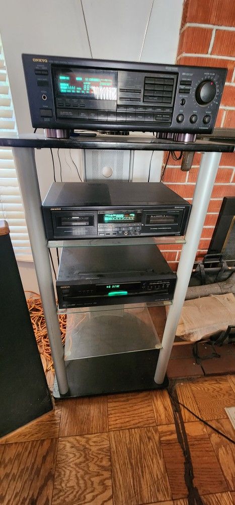 Vintage ONKYO Stereo HiFi System With DCM Standing Speakers