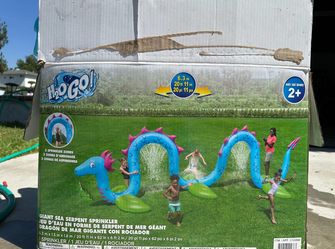Like New H2O Go Giant Sea Serpent Kids Inflatable Sprinkler