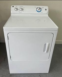 Ge Electric Dryer In Great Working Condition. No Issues Works Good.
