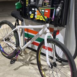 Throne White Oil 29( Look Description)