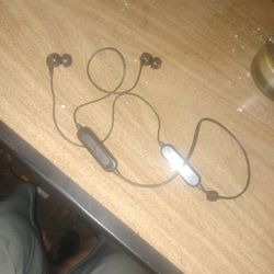 Onn Ear Buds 