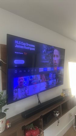 65 inch Samsung Crystal UHD 4K Smart TV