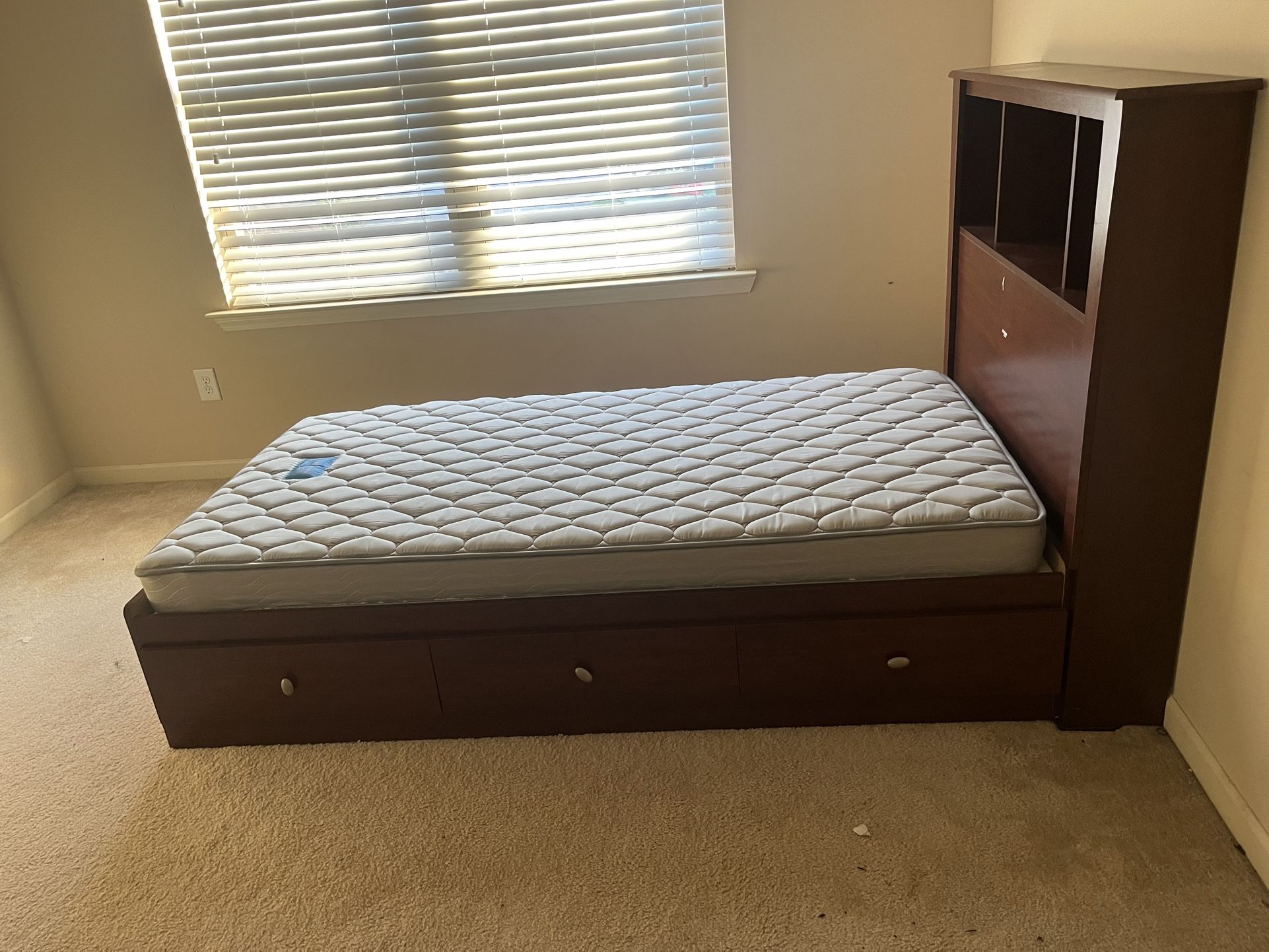 Twin Bedroom Set