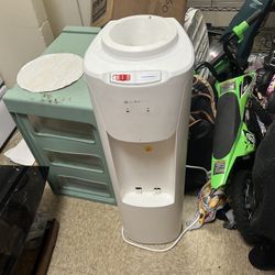 Glacier Bay Water Dispenser