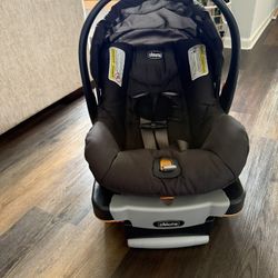 Chicco Keyfit Infant Car seat 