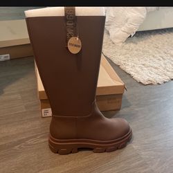 Steve Madden Boots