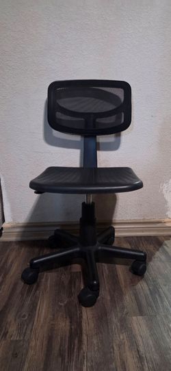 Plastic Desk Chair