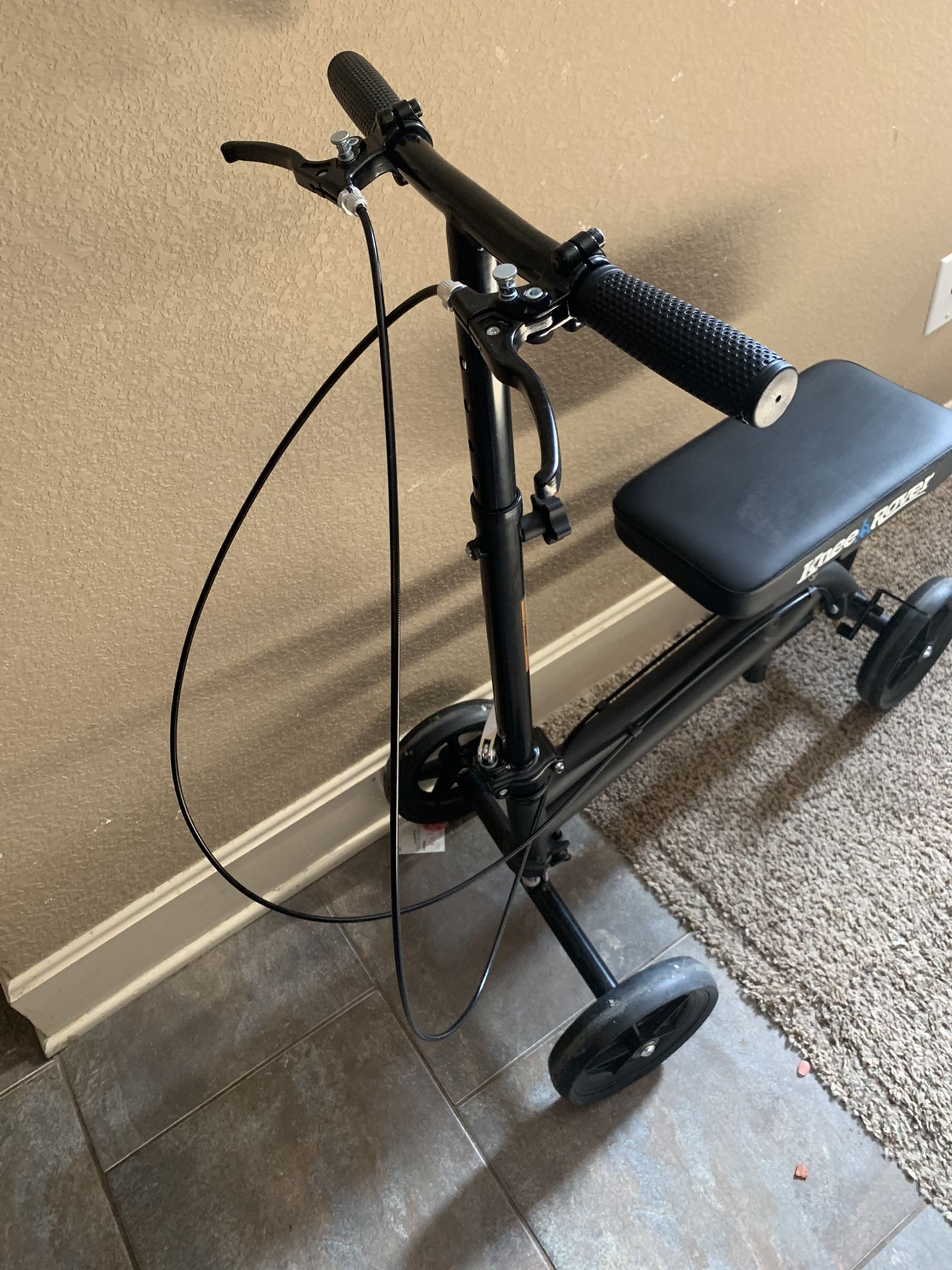 Indoor Knee Bike