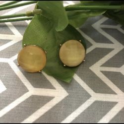 Gold circle studded earrings 