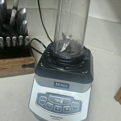 Ninja Blender Only With 2 Cups 