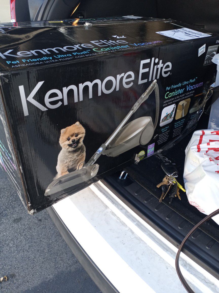 Kenmore Elite Pet Friendly Vacuum Canister Vacuum The Suction Is Awesome