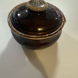 McCoy Pottery Brown Drip Small Covered Casserole / Bean Pot – Mold #342