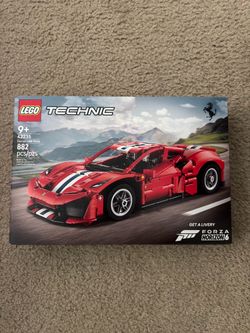 LEGO Technic Ferrari 488 Pista 42235