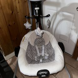 Graco Swing Fully Assembled! 
