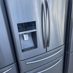 Samsung 4door refrigerator