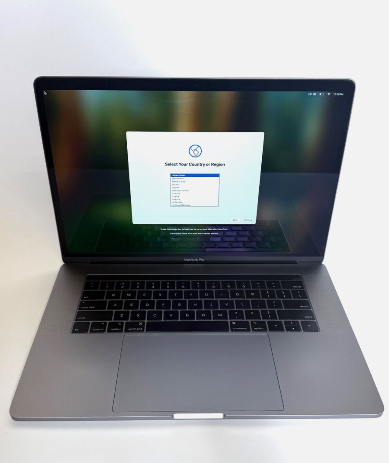 MacBook Pro 16” 2.6ghz i7 16gb Ram 500gb