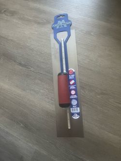 MARSHALLTOWN 16 in. x 4 in. Finishing Trowel - Curved Durasoft Handle