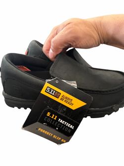 Brand new utility slip on shoes women’s. Size 6. Brand new