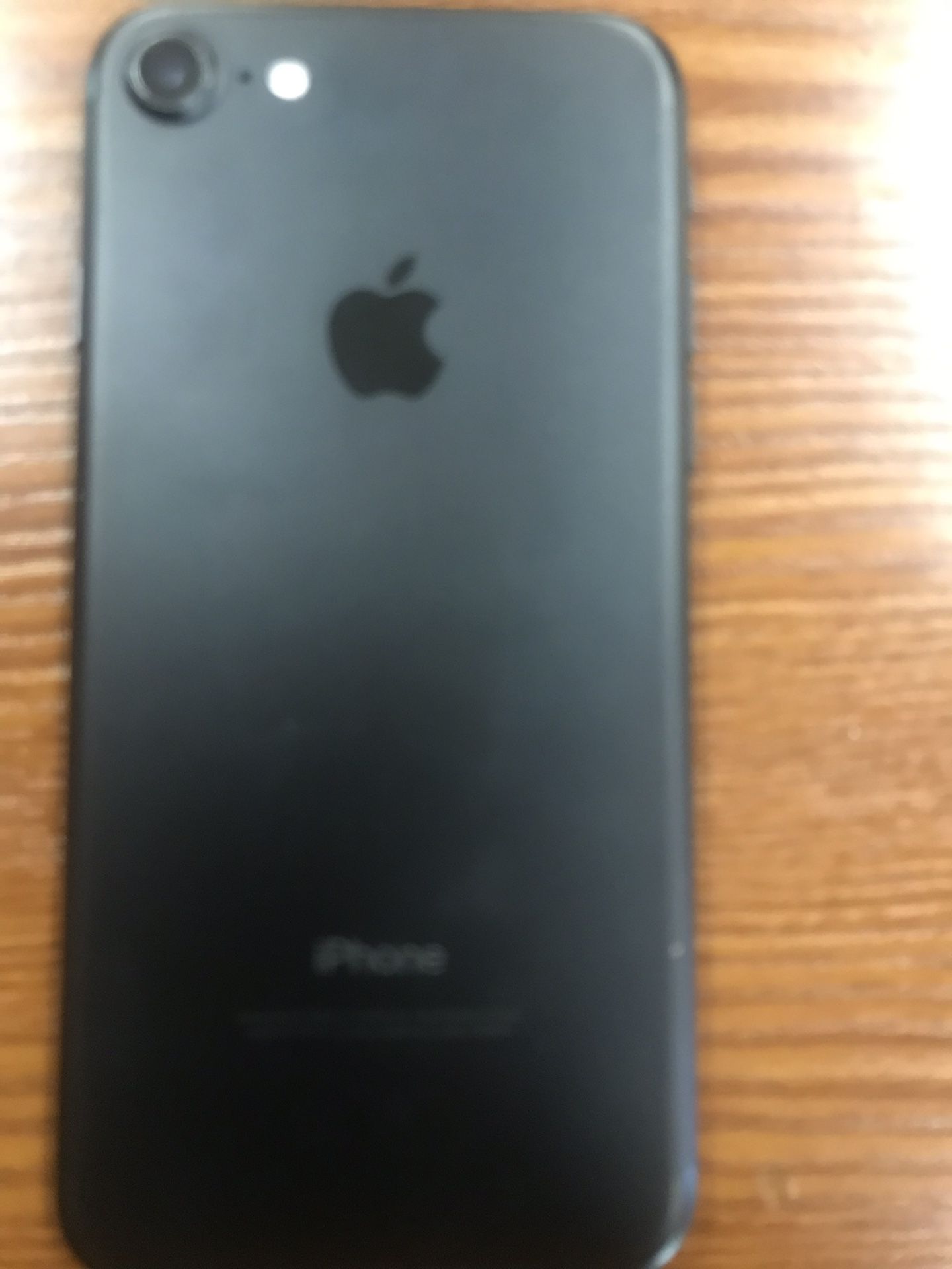 Apple iPhone 7 32gb black factory unlocked like new condition