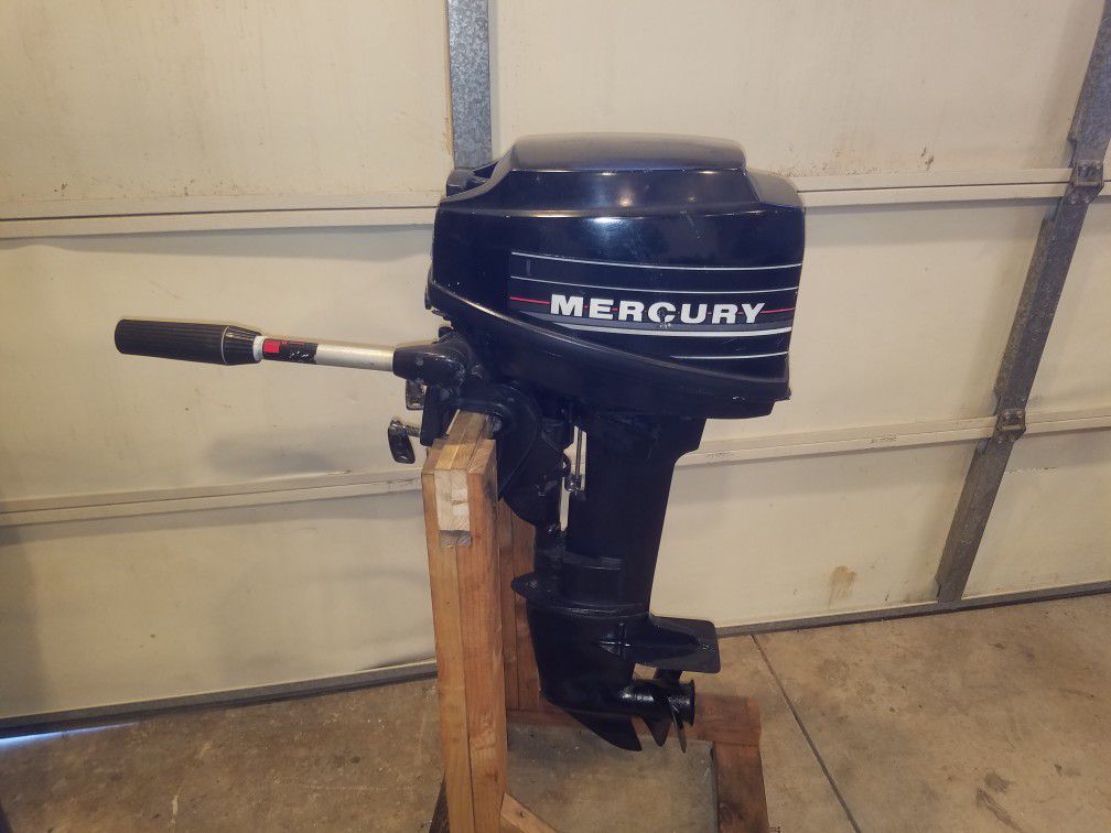 Mercury 8hp outboard motor