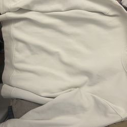 Levi's White Cream crewneck sweatshirt (Large)