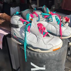 Jordan 8 Retro  South Beach