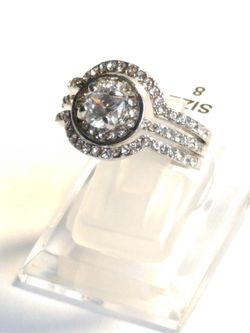 Reduced/3N1Rings Natural White Sapphire sz.8