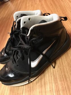 Girls Athletic Nike sneakers