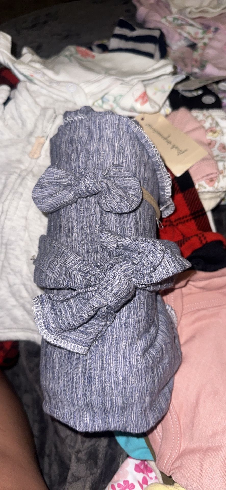Baby wrap with 2 head pieces