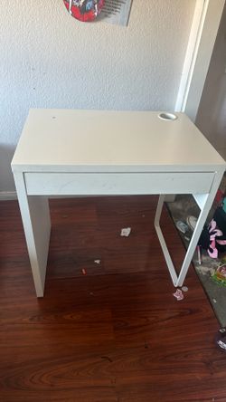 IKEA white desk