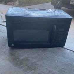 GE Microwave Oven