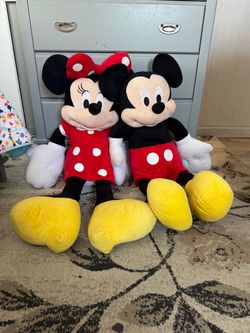 JUMBO 32” Disney Mickey & Minnie Mouse Plush Duo – Officially Licensed