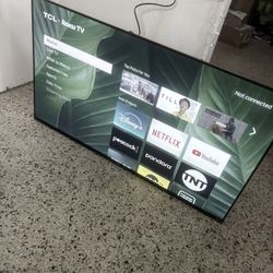 TCL 43" Class S3 (43S310R) 1080p FHD LED Smart TV with Roku TV Opened box unsed with in storage  