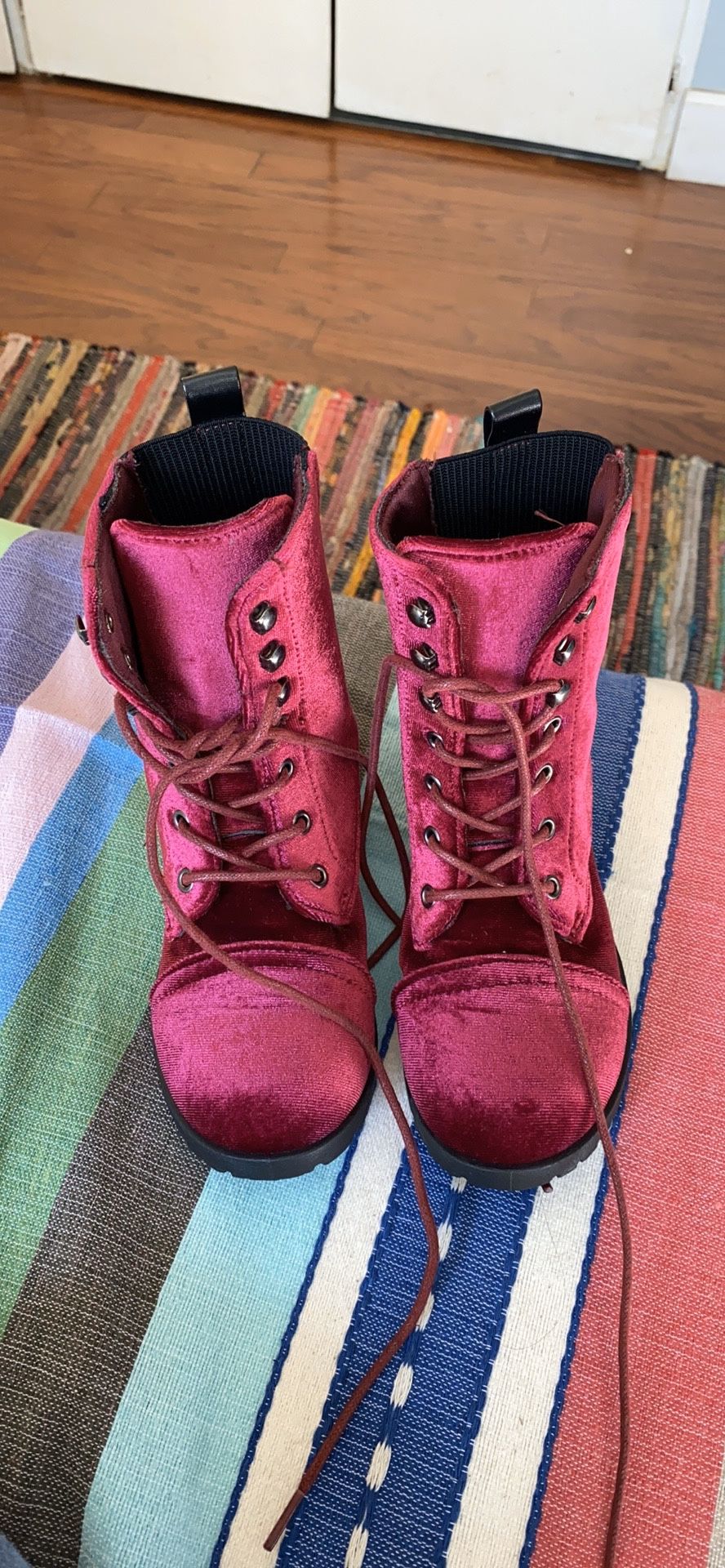 Girl Size 13 velvet boots